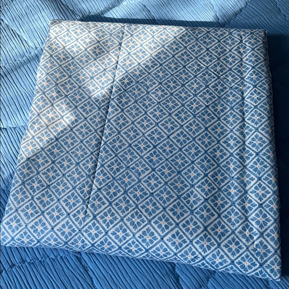 Mainstays Blue Flat Sheet for Full Size Bed - Picture 1 of 8